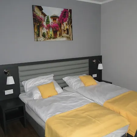 Apartamenty Brzezinski Września Zewnętrze zdjęcie